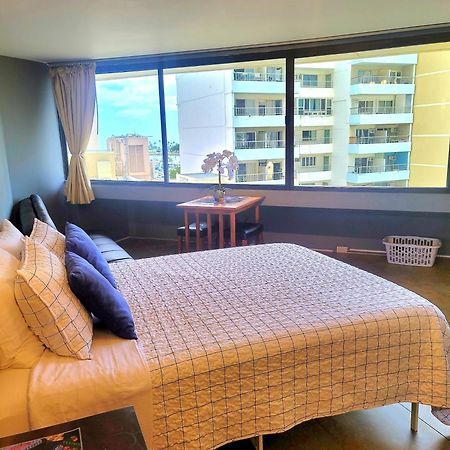 Waikiki Studio Steps To Beach-Mall Free Parking-Wifi Гонолулу Екстер'єр фото
