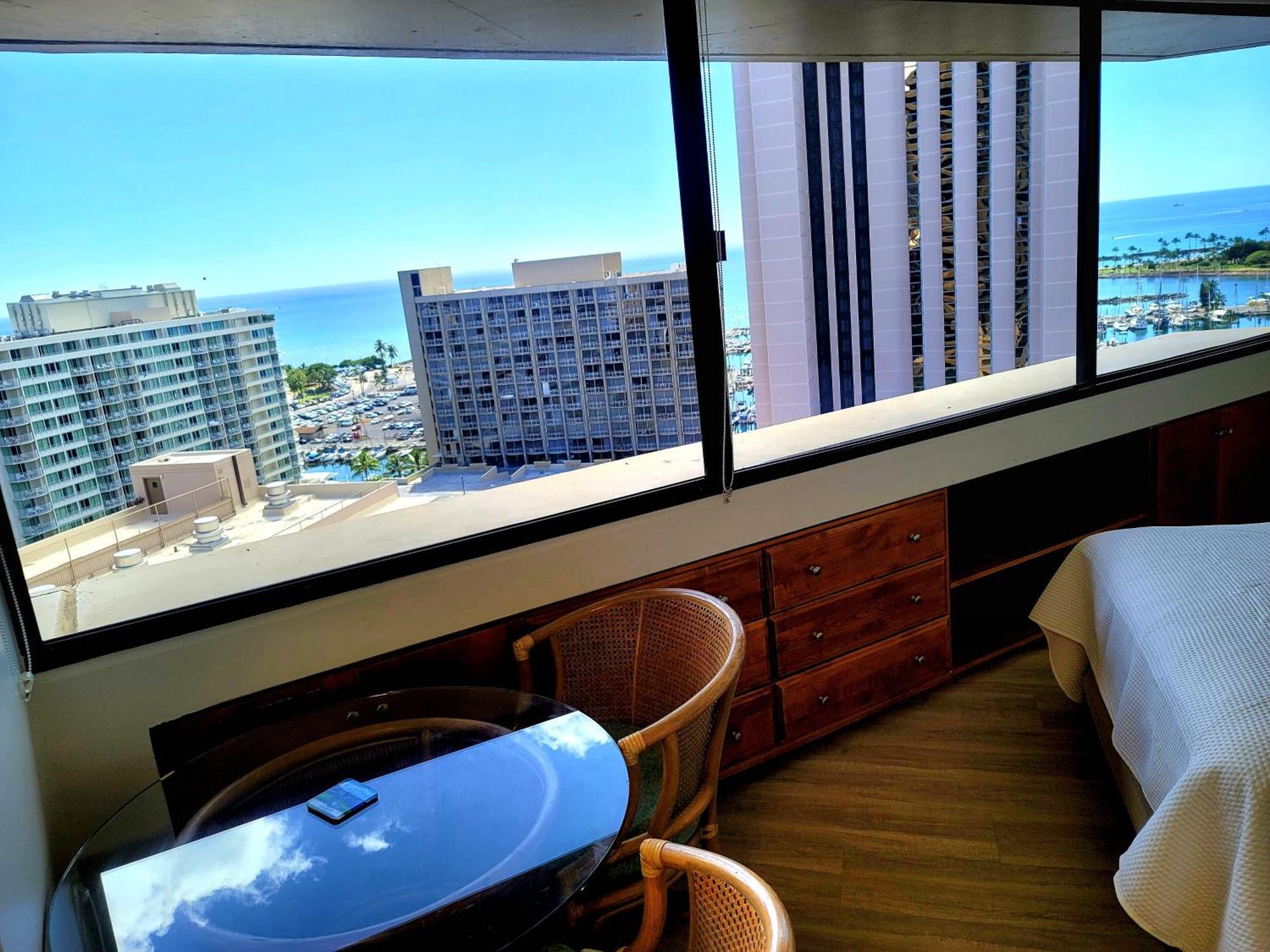 Waikiki Studio Steps To Beach-Mall Free Parking-Wifi Гонолулу Номер фото