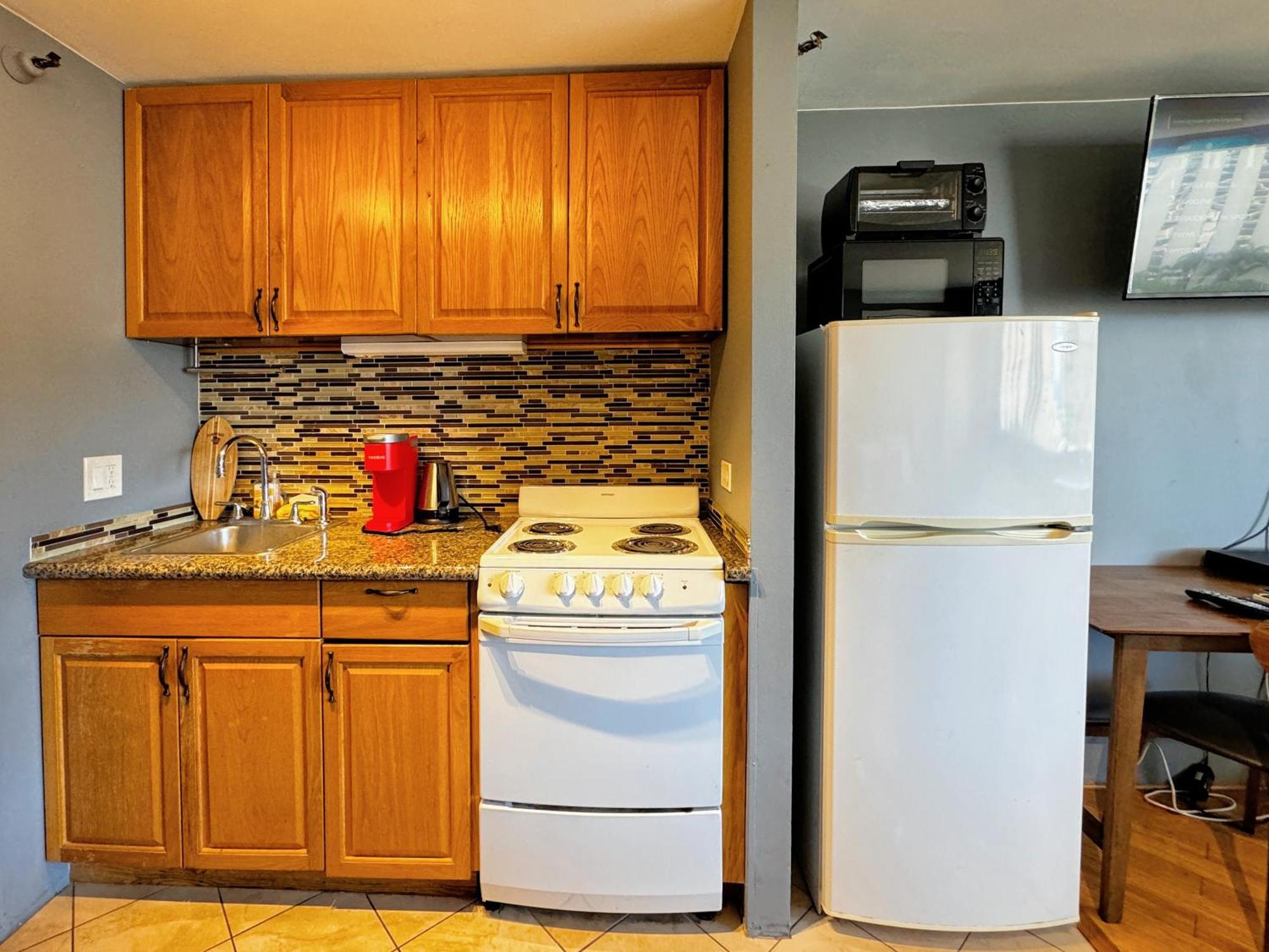 Waikiki Studio Steps To Beach-Mall Free Parking-Wifi Гонолулу Екстер'єр фото