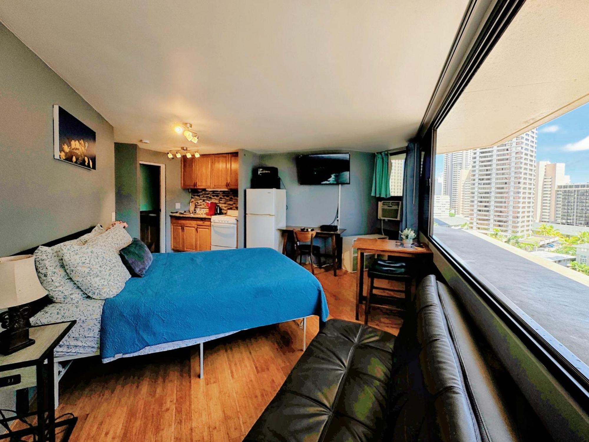 Waikiki Studio Steps To Beach-Mall Free Parking-Wifi Гонолулу Екстер'єр фото